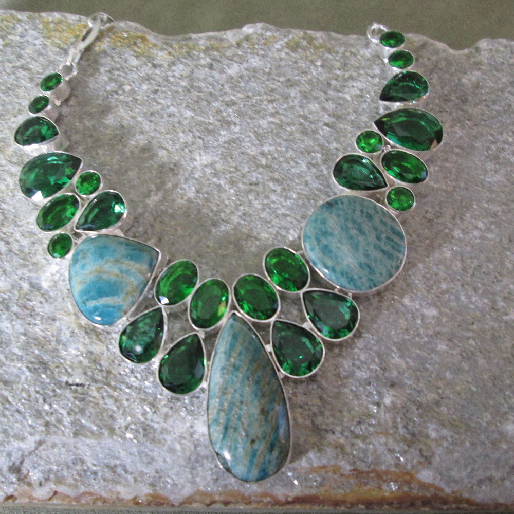 PERIDOT AMAZONITE Lavaliere Necklace  Ocean Blue - Picture 4 of 8